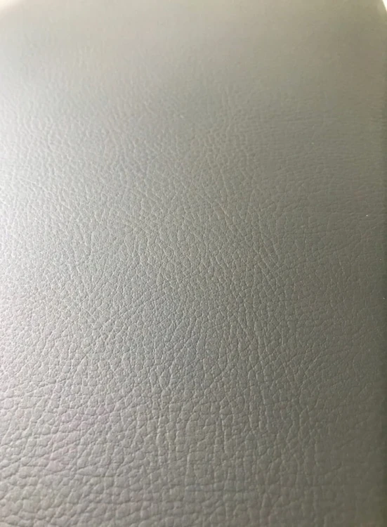 ZAŚLEPKA KONSOLI PRAWA VW TOUAREG 2 II 7P6858248