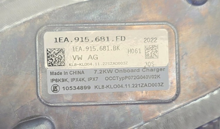 ID.3 ID.4 ID.5 ID 3 4 5 ŁADOWARKA AKUMULATORA 7,2KW 1EA915681FD