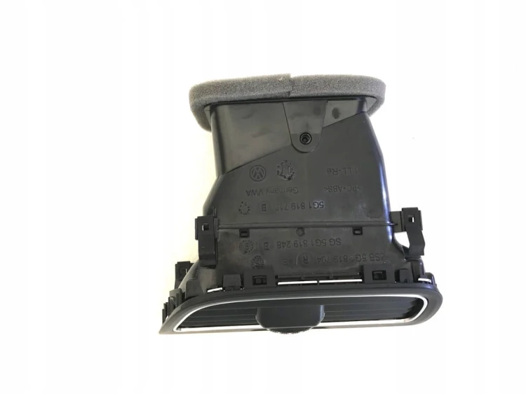 VW GOLF 7 KRATKA NAWIEW CZARNY MAT LEWA STRONA 5G1
