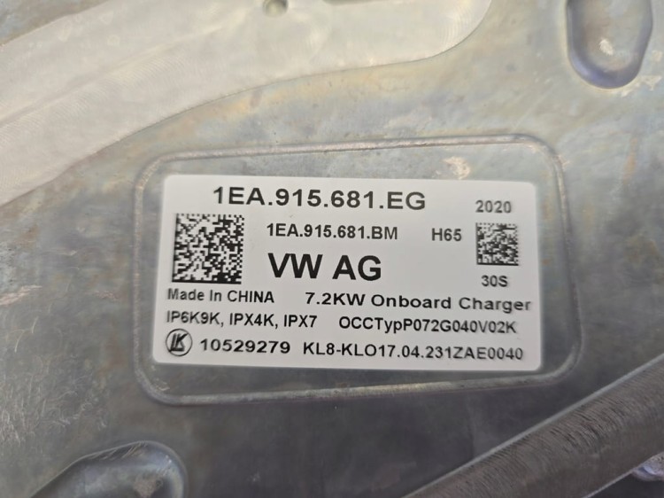 ID.3 ID.4 ID.5 ID 3 4 5 ŁADOWARKA AKUMULATORA 7,2KW 1EA915681EG