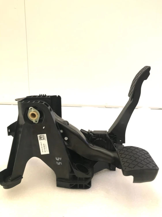 VOLKSWAGEN SKODA SEAT PEDAŁ HAMULCA GAZ 5Q1723058AR