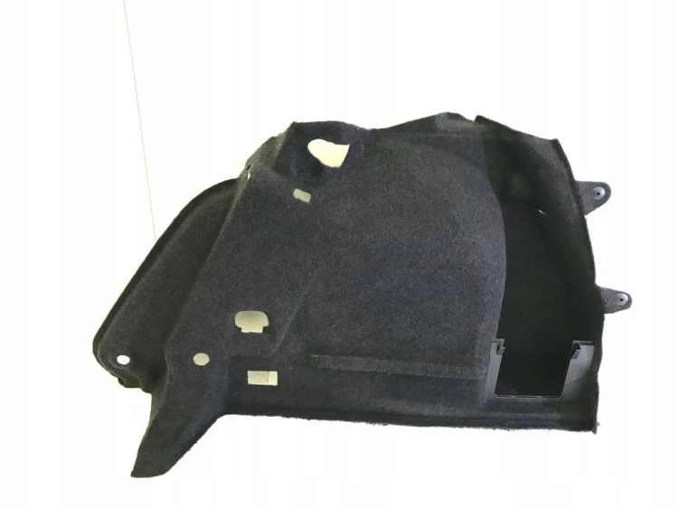 VW GOLF VII BOCZEK BAGAŻNIKA PRAWY 5G6867428 F