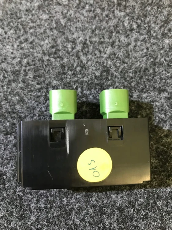 VW SKODA SEAT GNIAZDA WYJŚCIA 2 X USB 2GA863324B