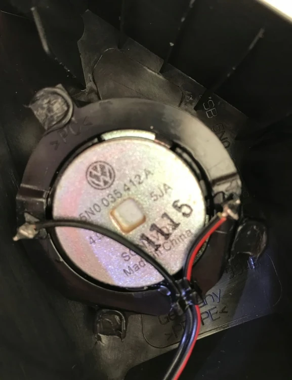 VW TIGUAN GŁOŚNIK DRZWI PRAWY LUSTERKO 5N0837994