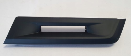 VW Golf VIII DEKOR RAMKA TUNELU USB-C 5H1863099