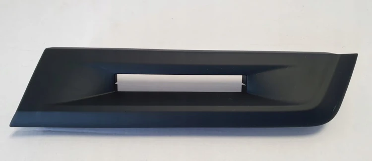 VW Golf VIII DEKOR RAMKA TUNELU USB-C 5H1863099