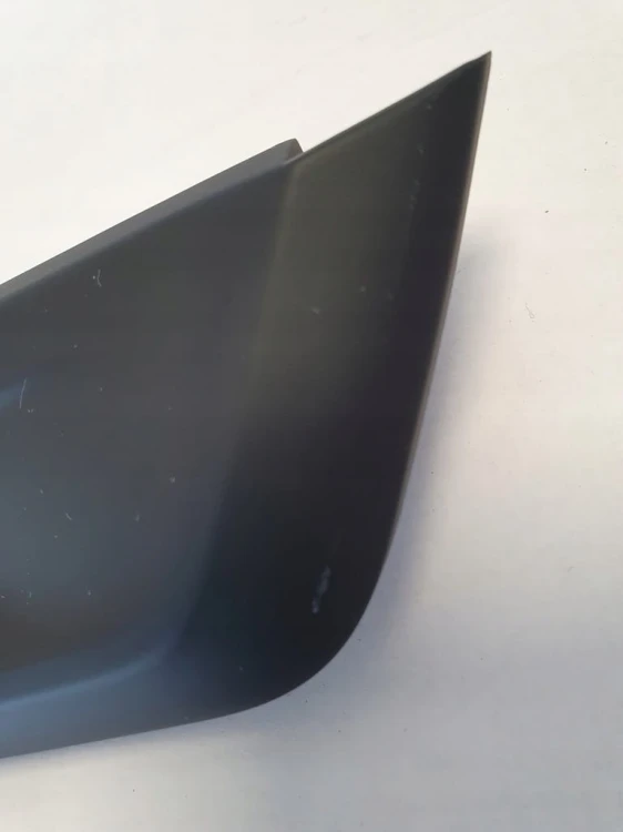 VW Golf VIII DEKOR RAMKA TUNELU USB-C 5H1863099