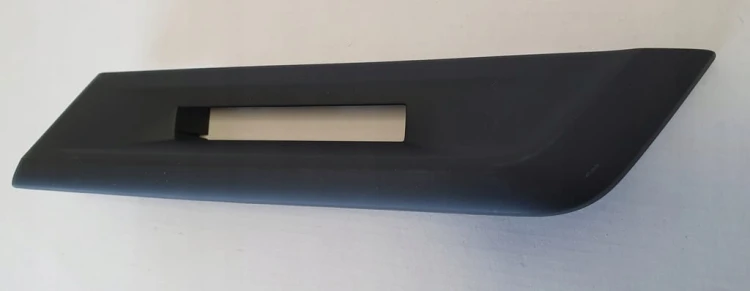 VW Golf VIII DEKOR RAMKA TUNELU USB-C 5H1863099