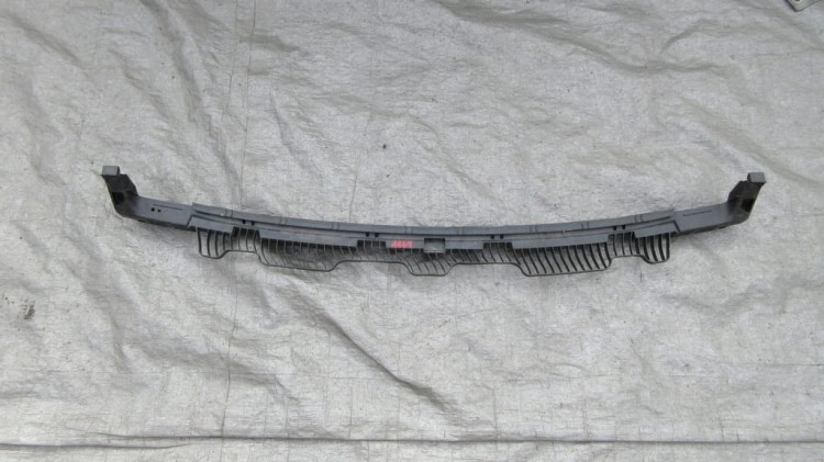 VW GOLF VII HB ŚLIZG ZDERZAKA TYŁ 5G6807863A