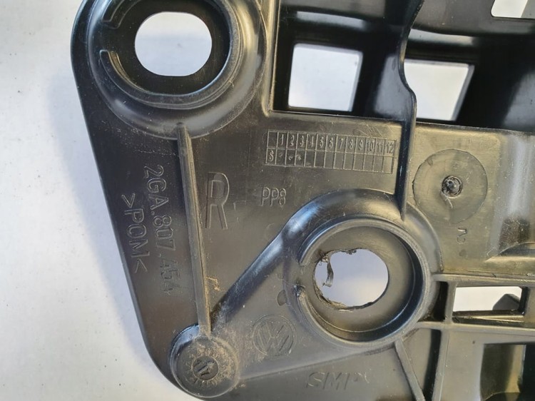 VW T-ROC ŚLIZG ZDERZAKA PRAWY TYŁ 2GA807454
