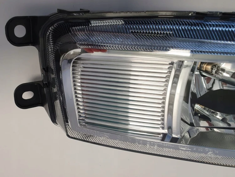 VW TIGUAN II 5NA941699A LEWY HALOGEN