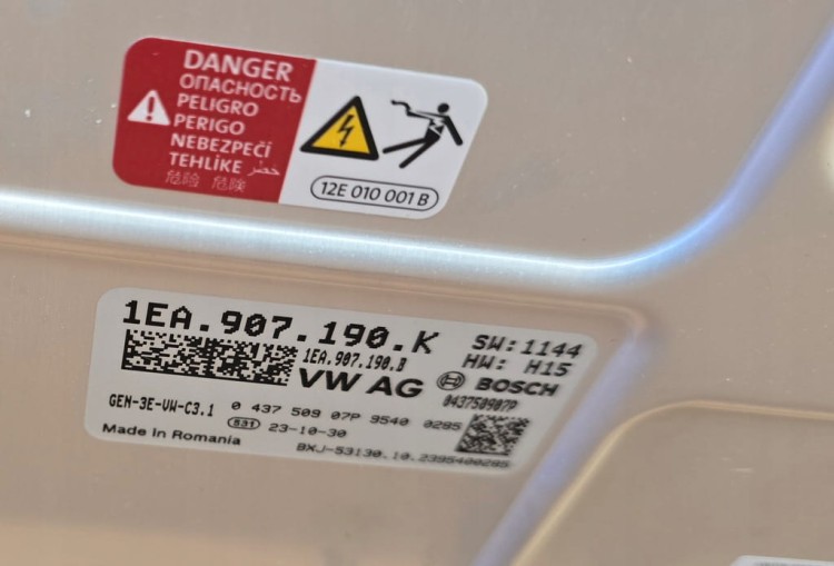 ID BUZZ SILNIK ELEKTRYCZNY MKB EBJ SKRZYNIA BIEGÓW UYX ZAWIESZENIE TYŁ NOWE