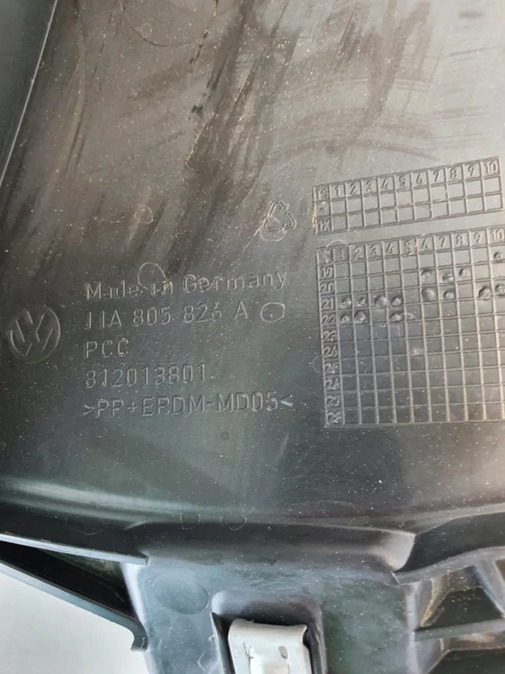 VW ID.4 PRZÓD OSŁONA ZDERZAKA PODWOZIA 11A805826A