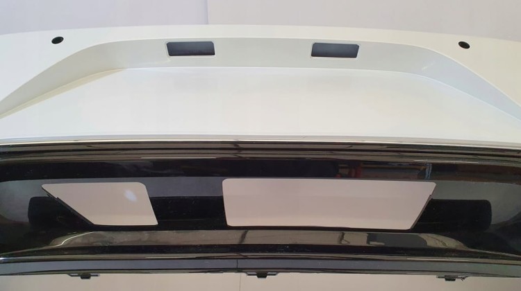VW ARTEON R-LINE 3G8807421 ZDERZAK 4PDC TYŁ TYLNY L0K1