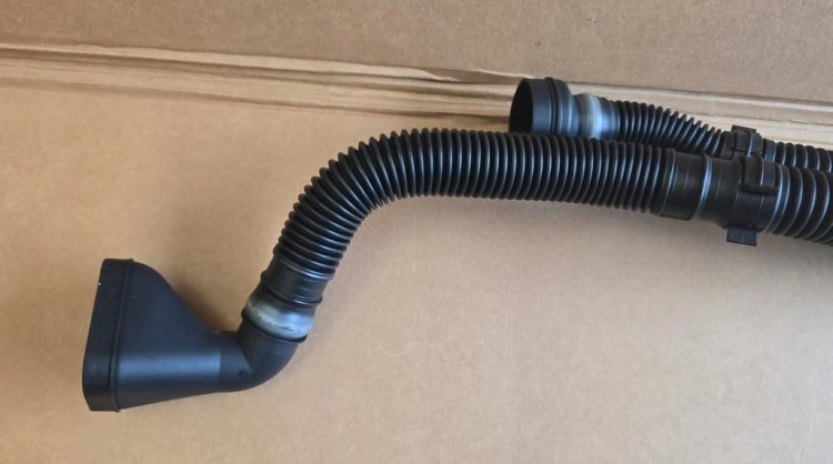 VW ID BUZZ CARGO RURA PRZEWÓD WODY NAGRZEWNICY 1T3819975A