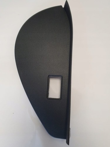 ZAŚLEPKA KONSOLI PRAWA VW BEETLE 5C 5C5858248C