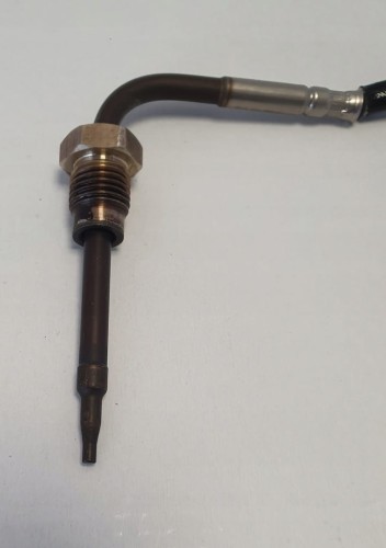 VW TOUAREG 3 CZUJNIK TEMPERATURY SPALIN 8W0906088H
