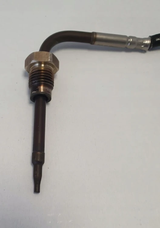 VW TOUAREG 3 CZUJNIK TEMPERATURY SPALIN 8W0906088H