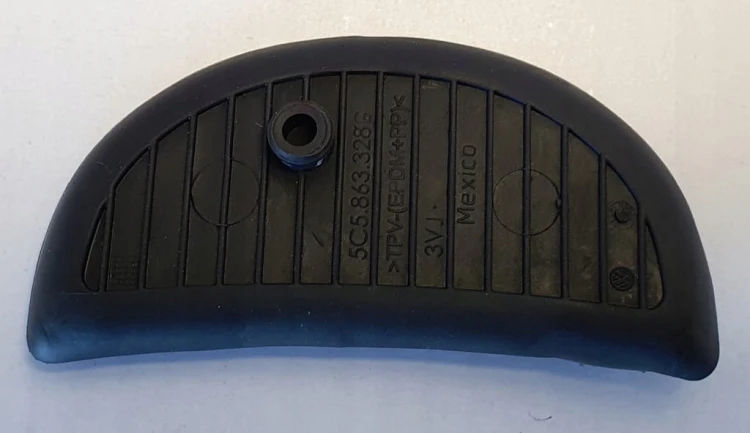 VW BEETLE GUMA SCHOWKA ŚRODEK TUNEL 5C5863328G