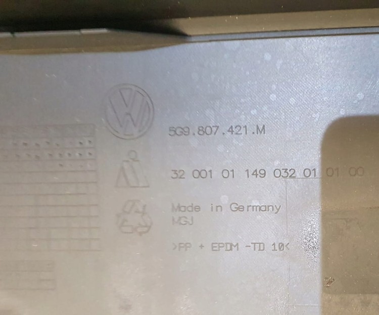 VW GOLF VII KOMBI ZDERZAK TYŁ LC9X 5G9807421M