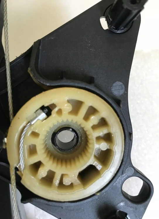 VW TIGUAN MECHANIZM PODNOSZENIA SZYBY LEWY TYŁ