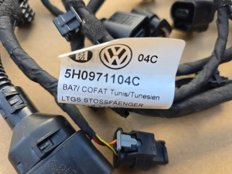VW GOLF 8 HB VIII WIĄZKA ZDERZAKA TYŁ TYLNA 5H0971104C 4PDC ORG