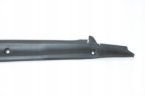 WYGŁUSZENIE BŁOTNIKA PRAWY PRZÓD VOLKSWAGEN TOUAREG III 760821112A