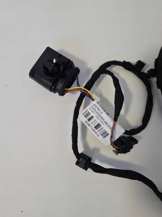 WIĄZKA KABLI ZDERZAKA 4 PDC PRZÓD PRZEDNIA VW PASSAT B8 3G0971095EB