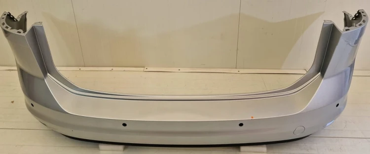 ZDERZAK TYLNY VW TOURAN ZDERZAK 6PDC LA7W TYŁ 5TA807421AB