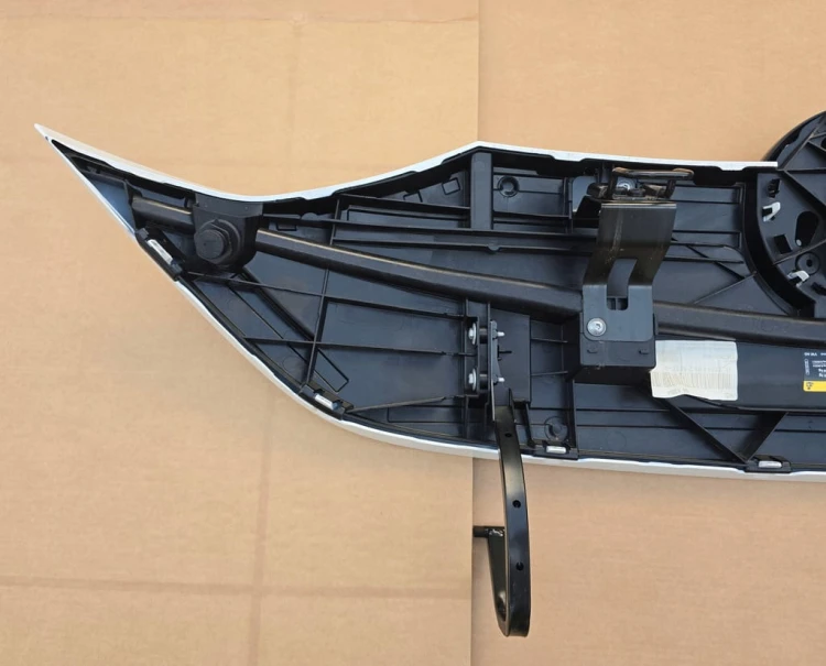 VW ID BUZZ MASKA POKRYWA SILNIKA BIAŁA CANDYWEISS LB9A 1T3823029A