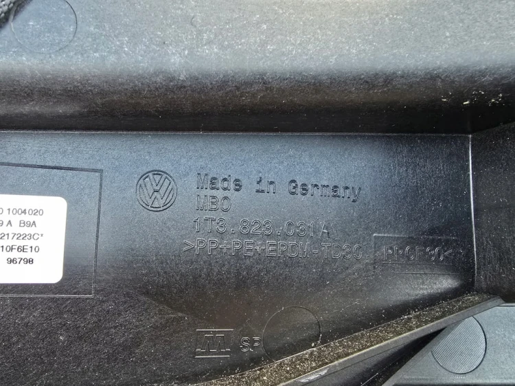 VW ID BUZZ MASKA POKRYWA SILNIKA BIAŁA CANDYWEISS LB9A 1T3823029A