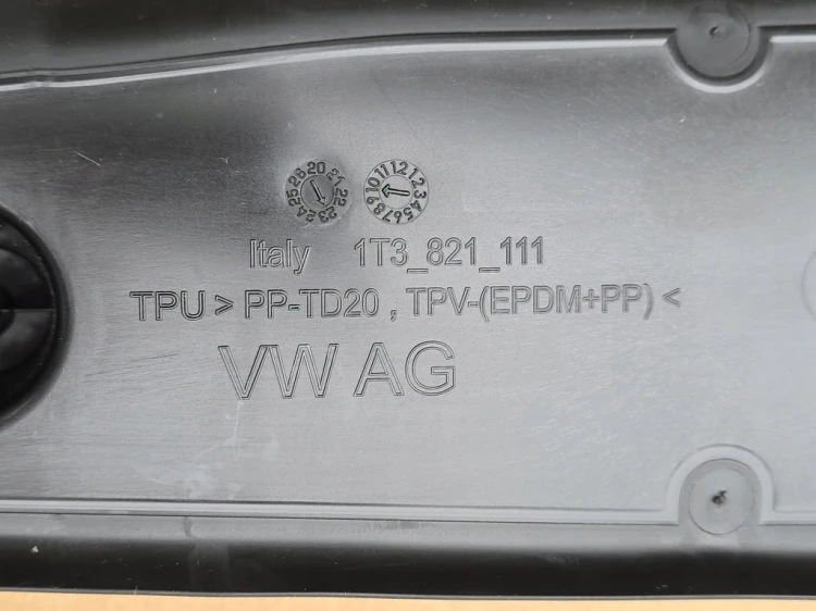 VW ID BUZZ WYGŁUSZENIE LISTWA OSŁONA BŁOTNIKA LEWA 1T3821111