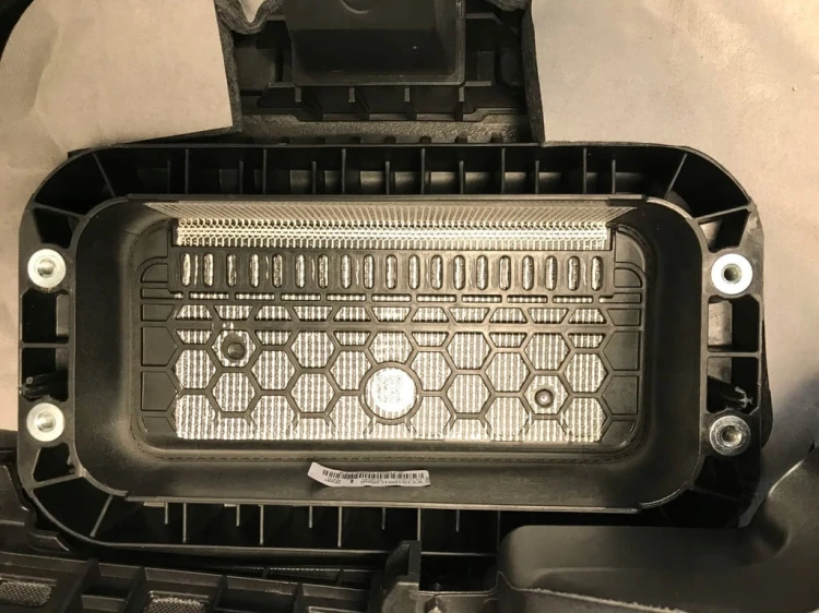 TOUAREG III 3 DESKA KONSOLA KOKPIT ROZDZIELCZA CZARNA HEAD-UP 761857003F