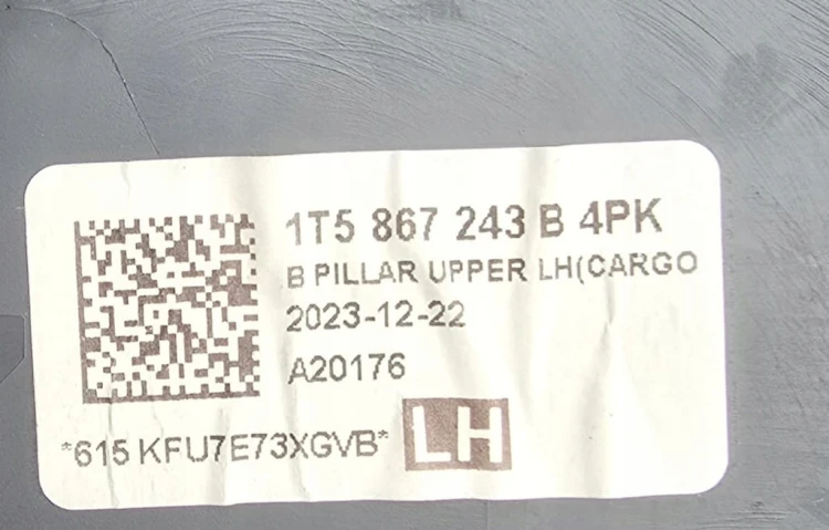 VW ID BUZZ CARGO POSZYCIE SŁAUPKA ŚROKOWEGO GÓRA PASY LEWA 1T3868311A