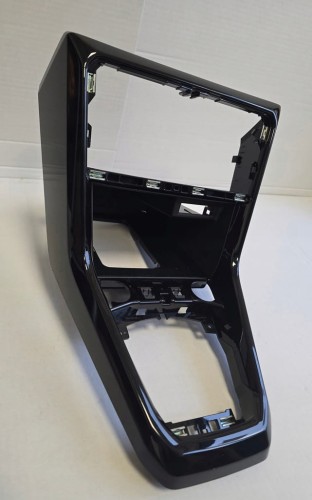 RAMKA TUNELU PIANO BLACK VW T-CROSS 2GM863680C