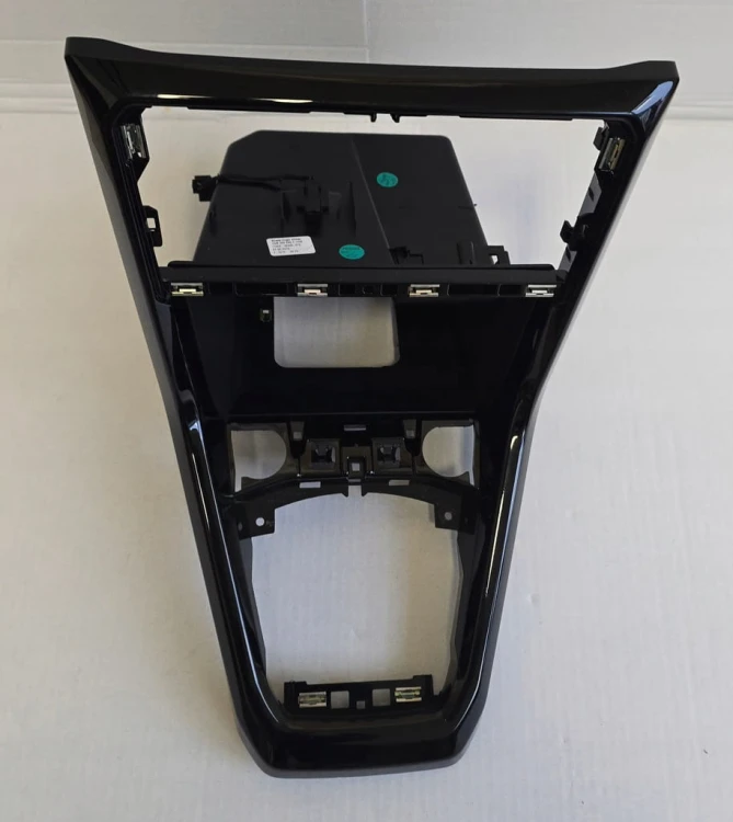 RAMKA TUNELU PIANO BLACK VW T-CROSS 2GM863680C