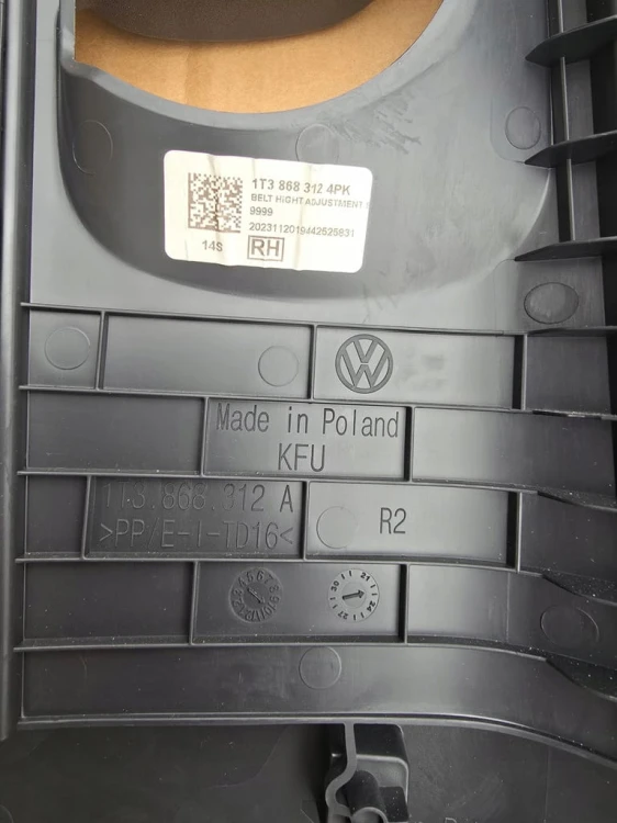 VW ID BUZZ CARGO POSZYCIE SŁAUPKA ŚROKOWEGO GÓRA PASY PRAWA 1T3868312A