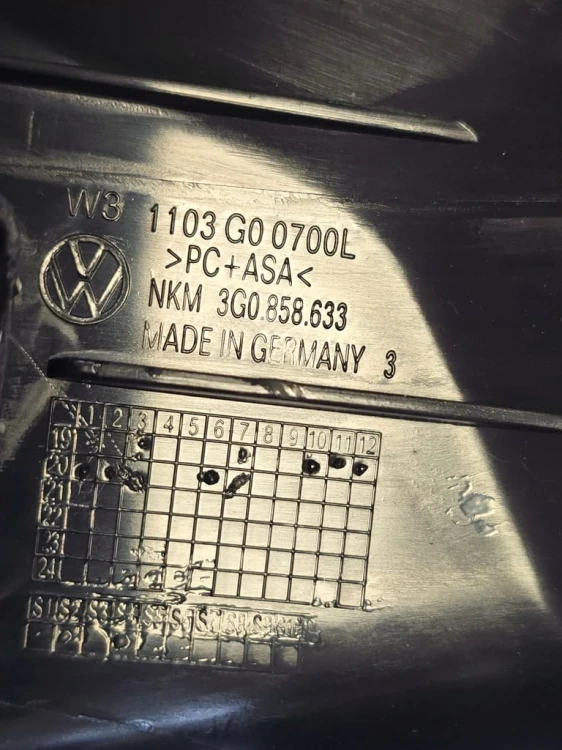 VW PASSAT LUSTERKO WSTECZNE 3G0857511BG