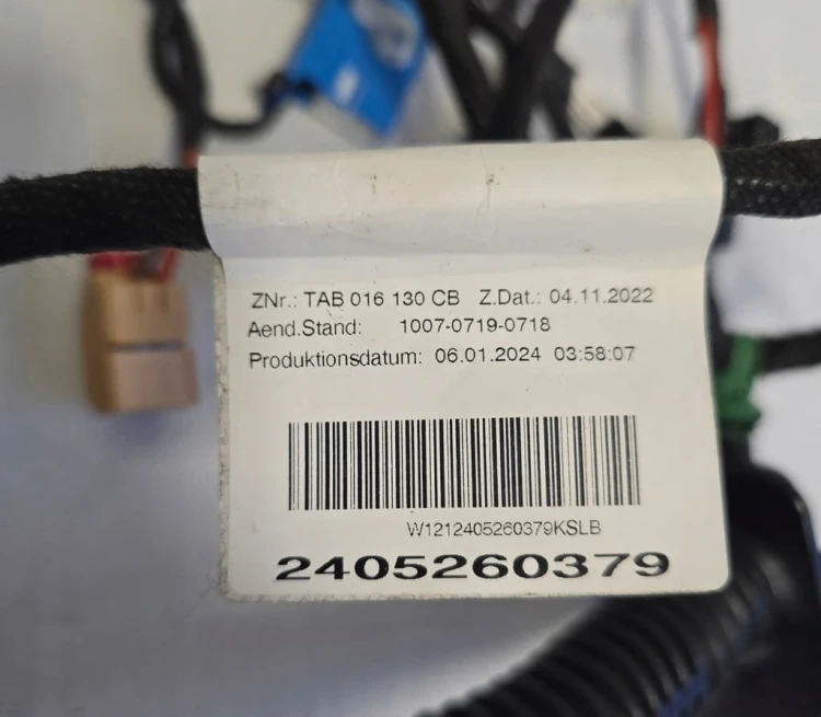 VW ID BUZZ CARGO WIĄZKA DRZWI PRAWYCH PRZEDNICH 1T3970386H 1T3970144