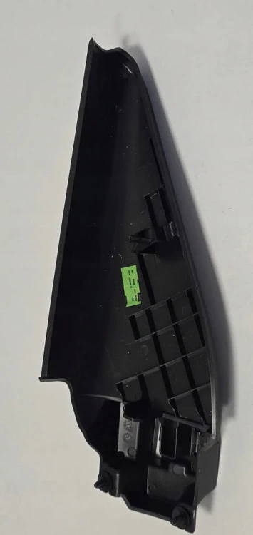 VW ID BUZZ TRÓJKĄT ZAŚLEPKA LUSTERKA PRAWA 1T3837974