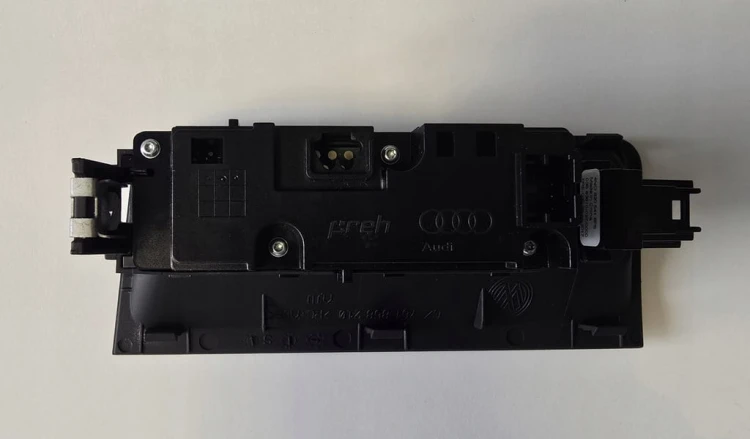 VW TOUAREG III PRZEŁĄCZNIK 761858210 ŚWIATEŁ 761941633 4N0820541