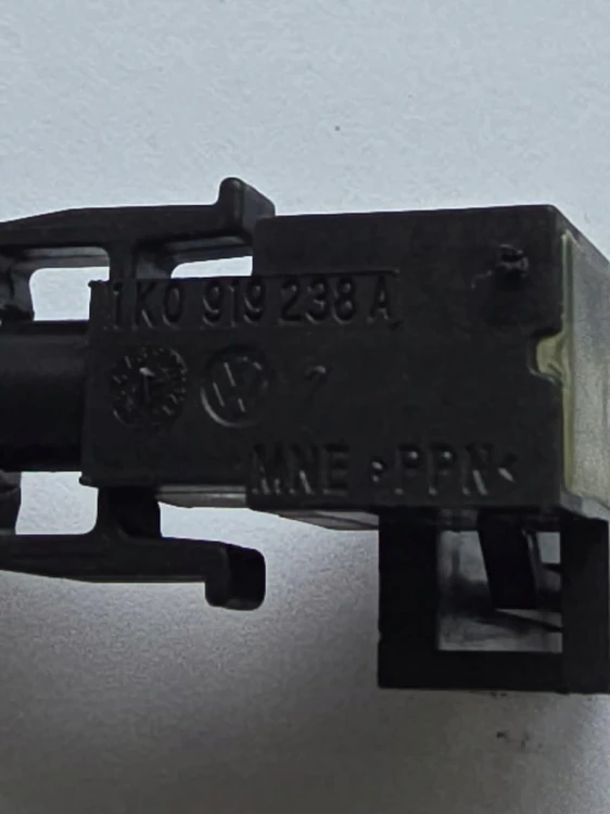 VW AUDI SEAT SKODA DIODA LAMPKA ALARMU DRZWI 1K0919238A