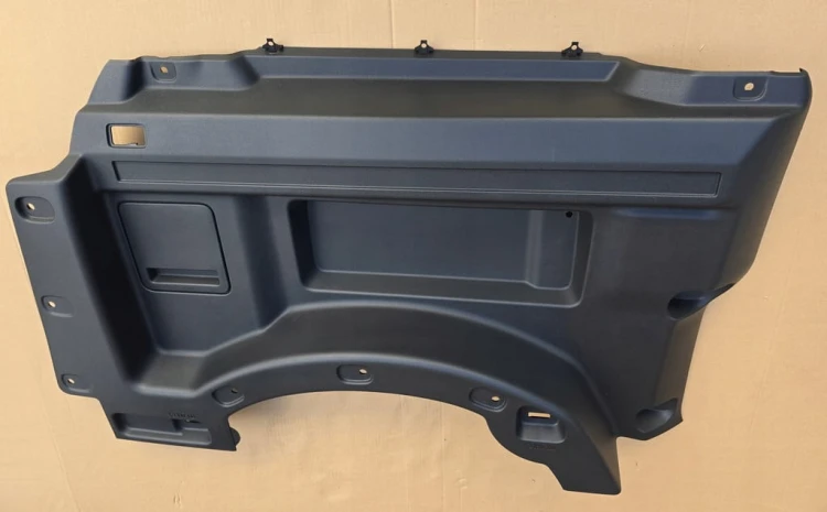 VW ID BUZZ CARGO Tapicerka boczek bagażnika lewy 1T5867035