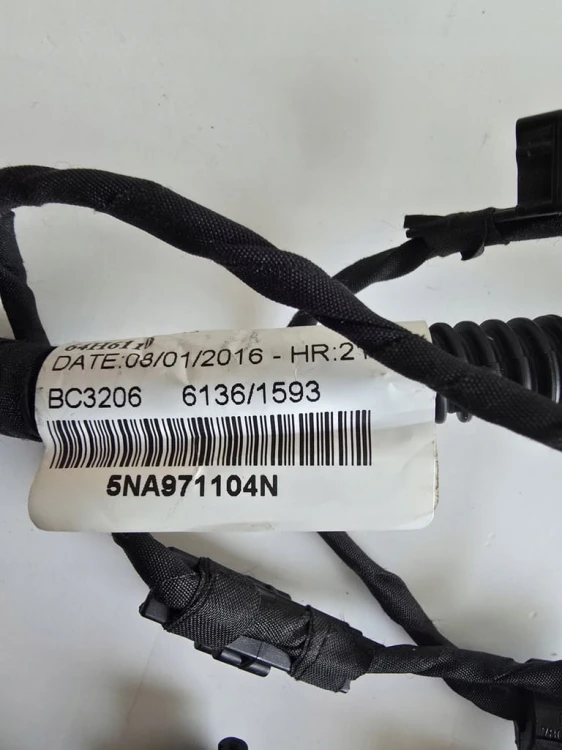 VW TIGUAN II WIĄZKA PDC ZDERZAK TYŁ 6PDC 5NA971104N WTYCZKA POD EASY OPEN