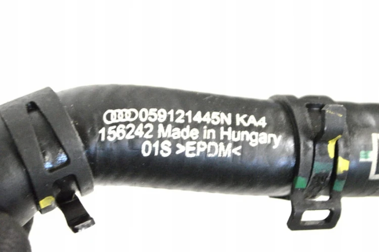 Audi Q7 TOUAREG III 059121445N Przewód / Wąż chłodnicy