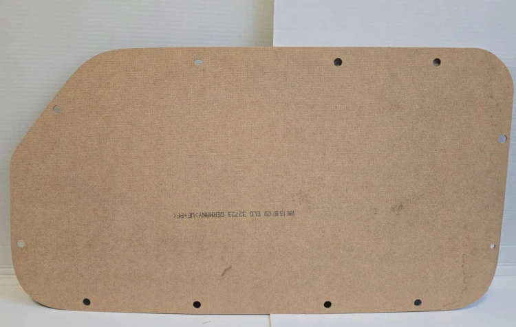 VW ID BUZZ CARGO TAPICERKA PŁYTA TYLNYCH DRZWI LEWYCH SPINKI 1T5867675A