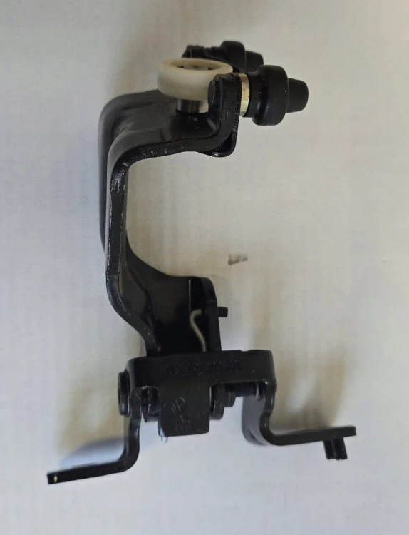 VW ID BUZZ CARGO ROLKA PROWADNICA DRZWI LEWA 1T3843303 K/L