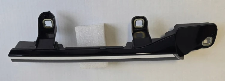 ID. BUZZ CARGO LISTWA GRILL LEWY PRZÓD 1T3853711