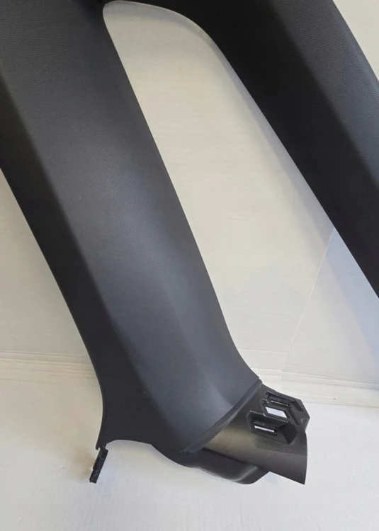 VW ID BUZZ CARGO OSŁONA POSZYCIE SLUPKA LEWE 1T3867233B 1T3867269F