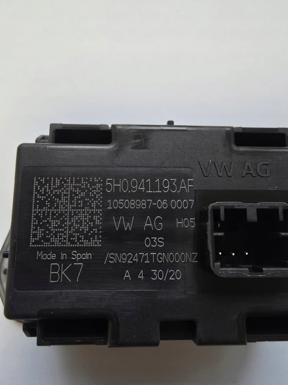PANEL PRZEŁĄCZNIK ŚWIATEŁ 5H0941193AF VW GOLF VIII MK8 5H CADDY V LEON IV